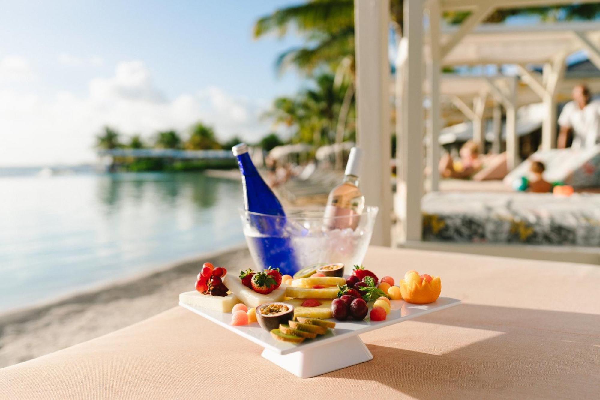 Papagayo Beach Hotel (Adults Only) Willemstad Dış mekan fotoğraf